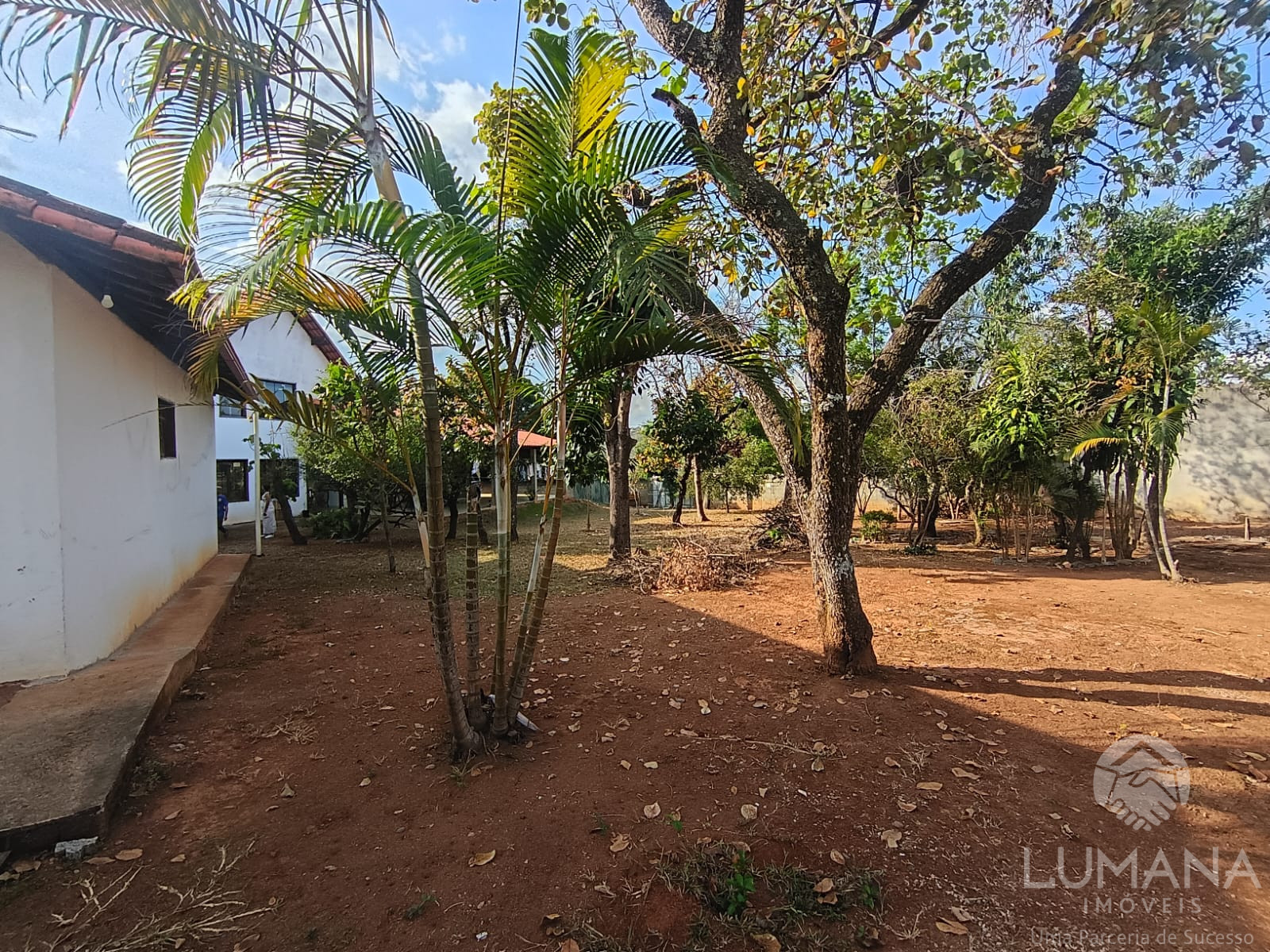 Casa com lote 1.700 m²