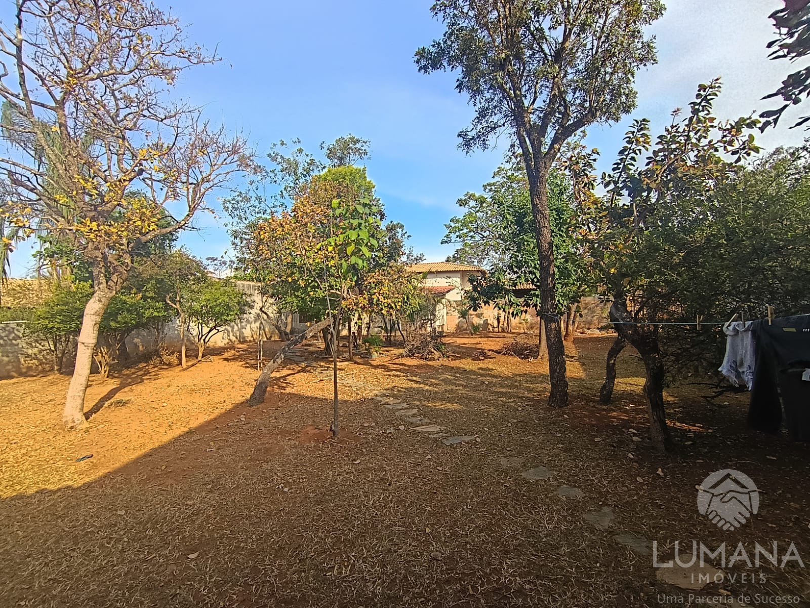 Casa com lote 1.700 m²