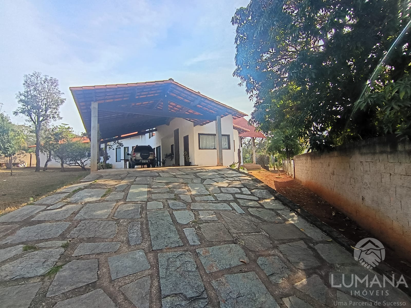 Casa com lote 1.700 m²