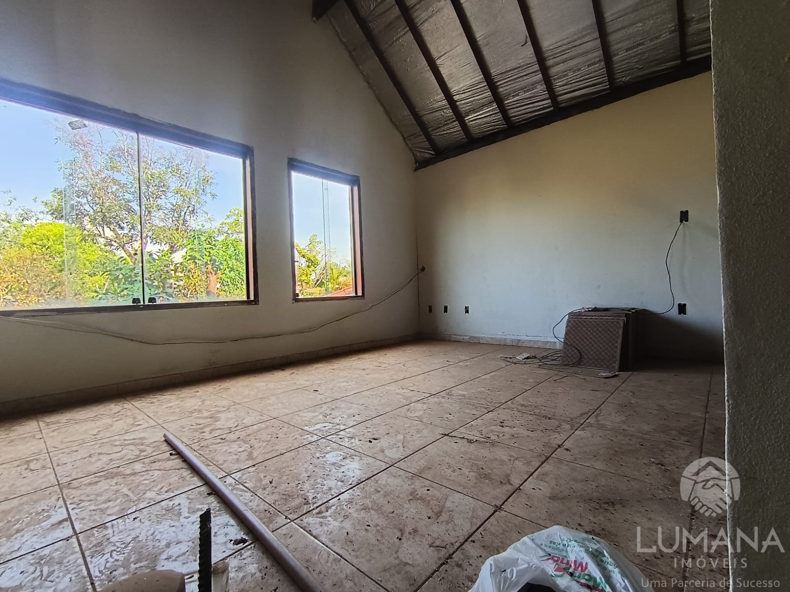 Casa com lote 1.700 m²