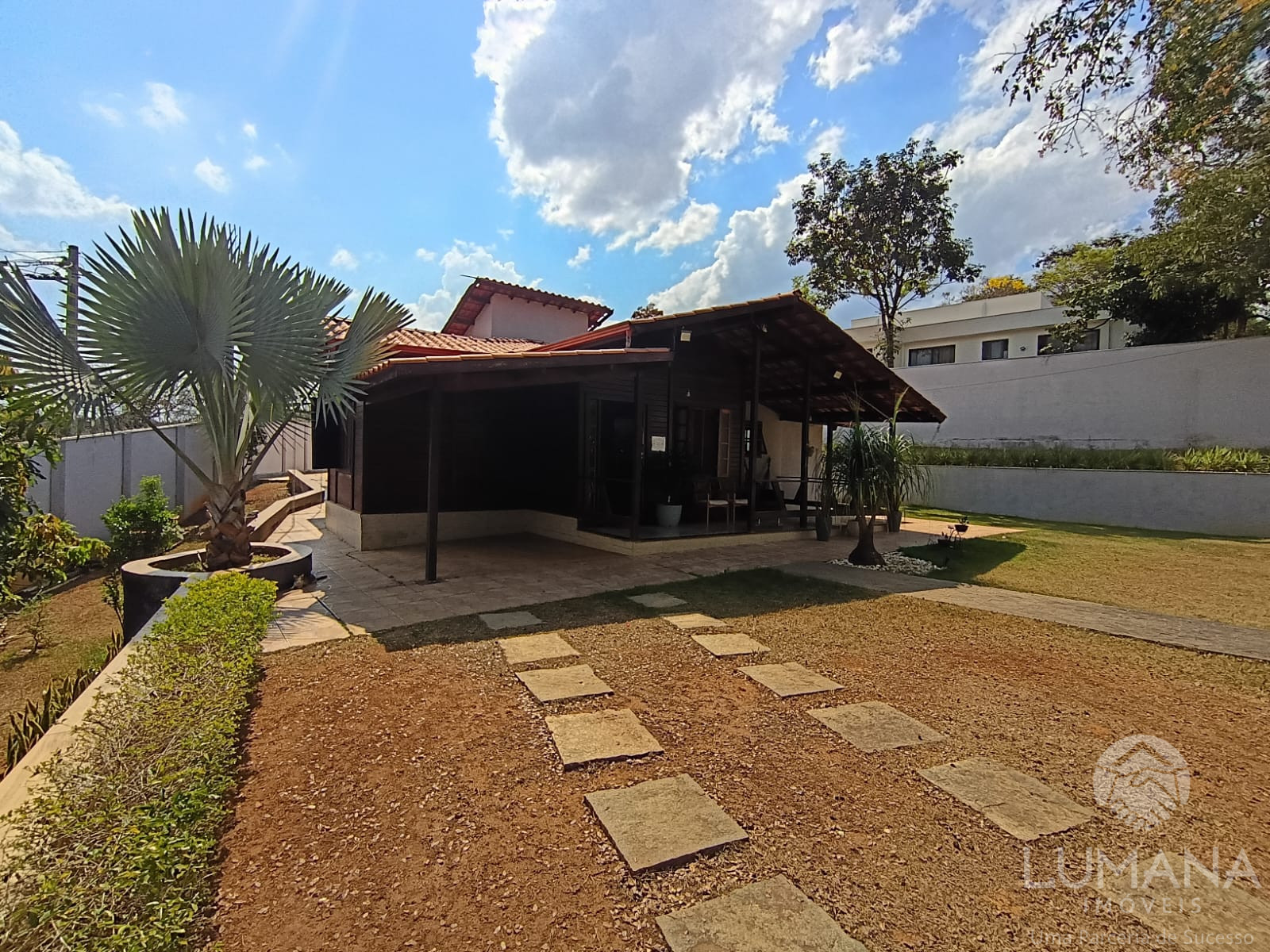 Casa em condomínio