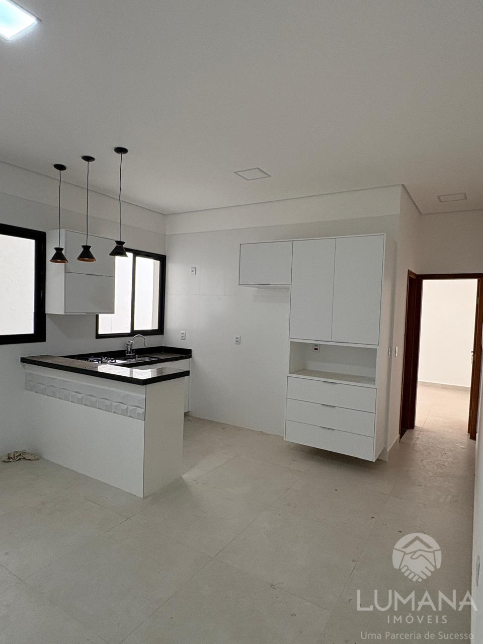 APARTAMENTO 1ª MORADIA