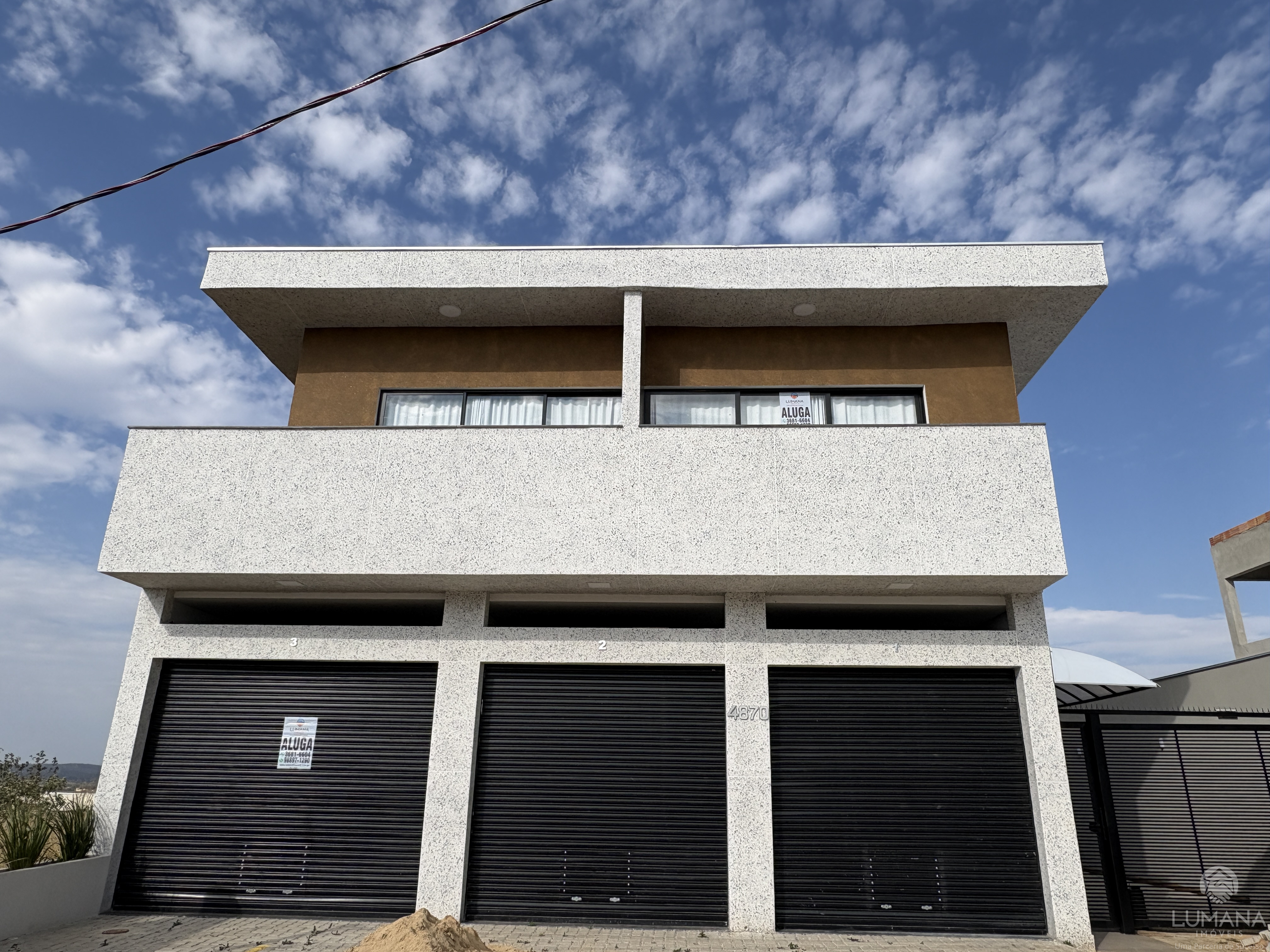 APARTAMENTO 1ª MORADIA