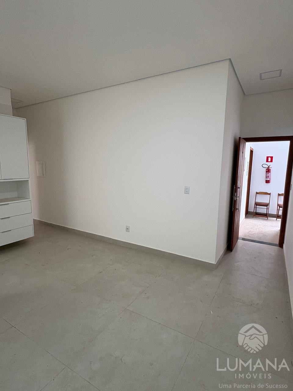 APARTAMENTO 1ª MORADIA