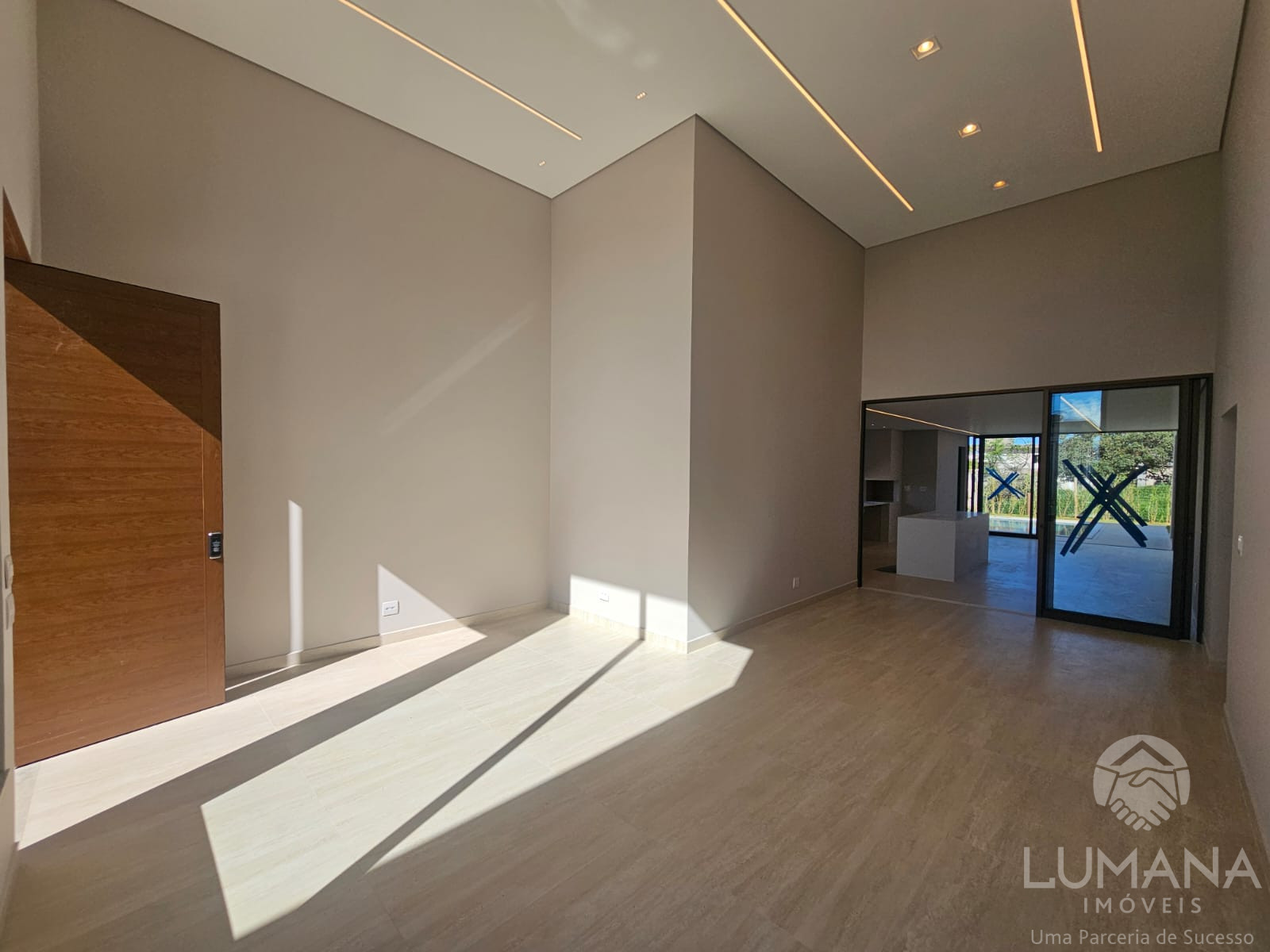 Casa Linear em Condomínio