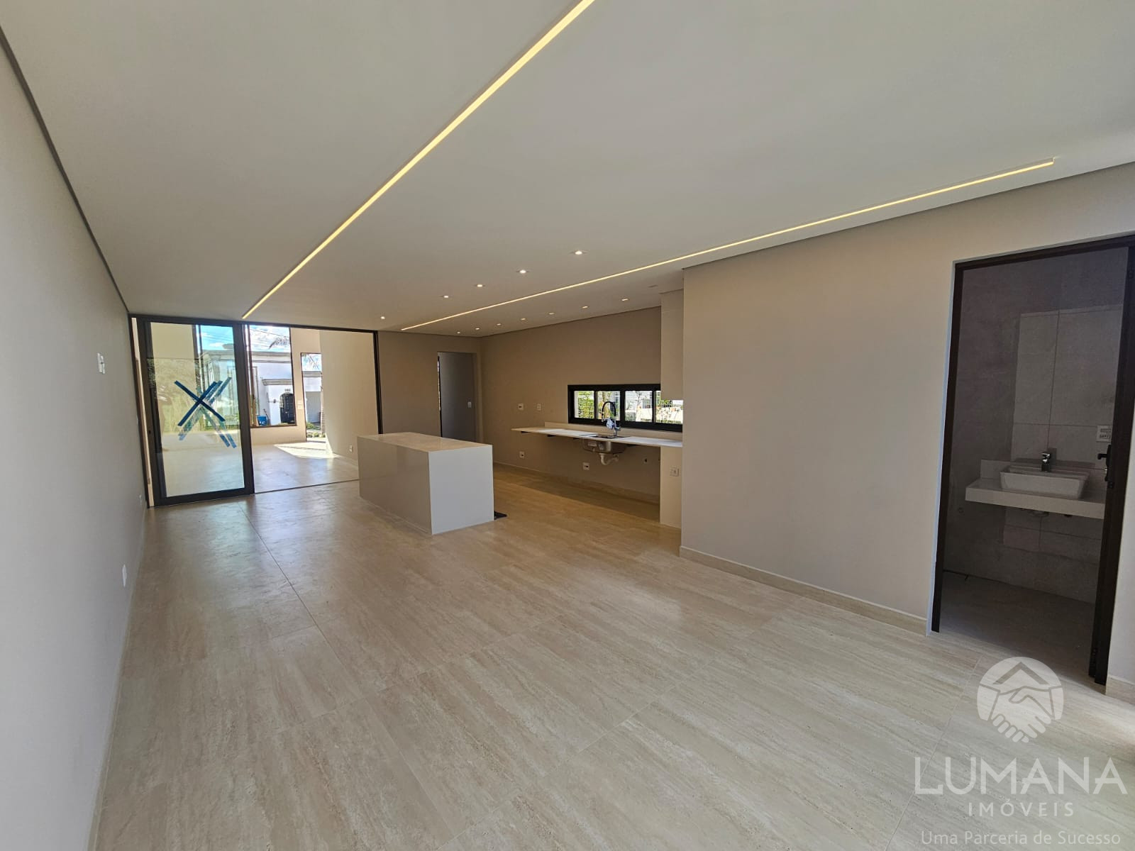 Casa Linear em Condomínio