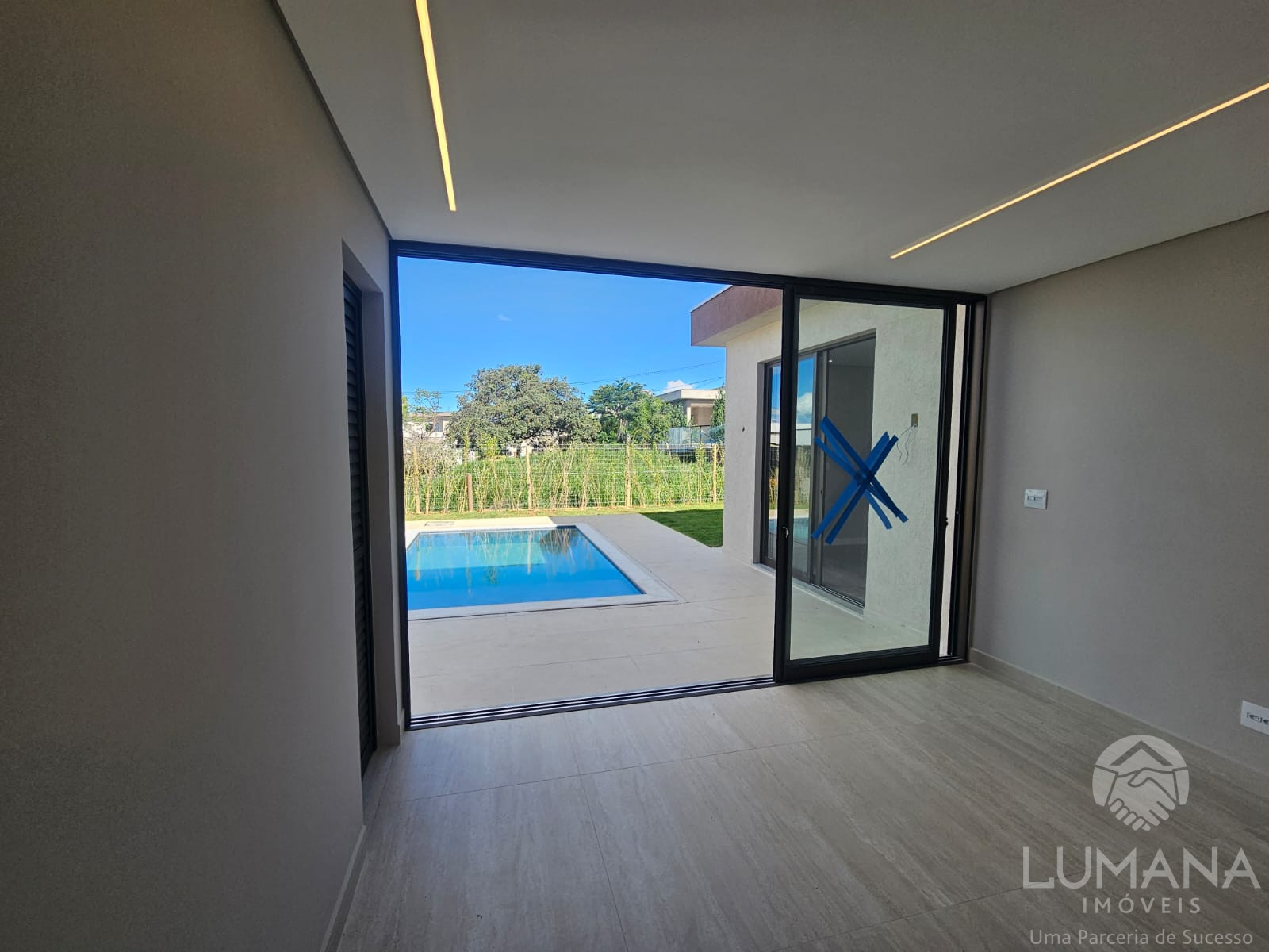 Casa Linear em Condomínio