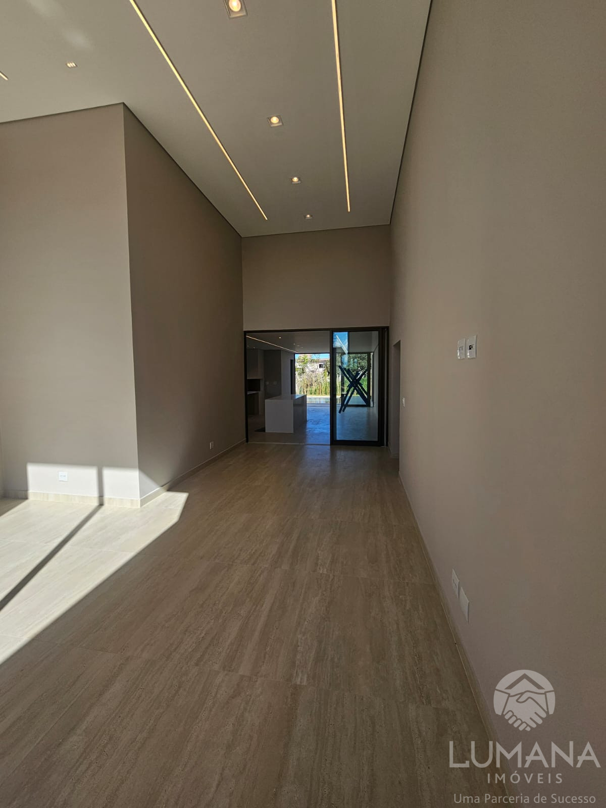 Casa Linear em Condomínio