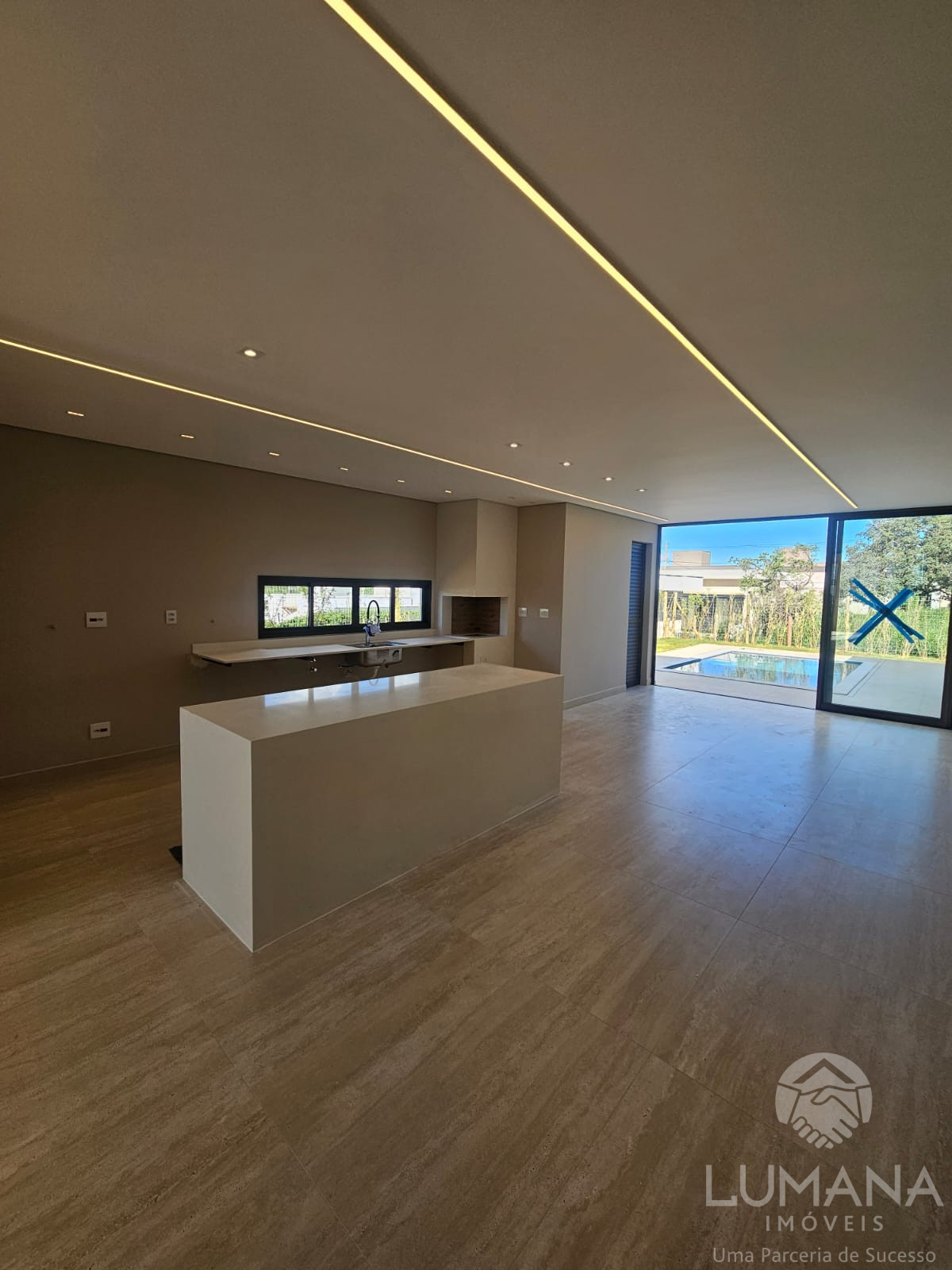 Casa Linear em Condomínio