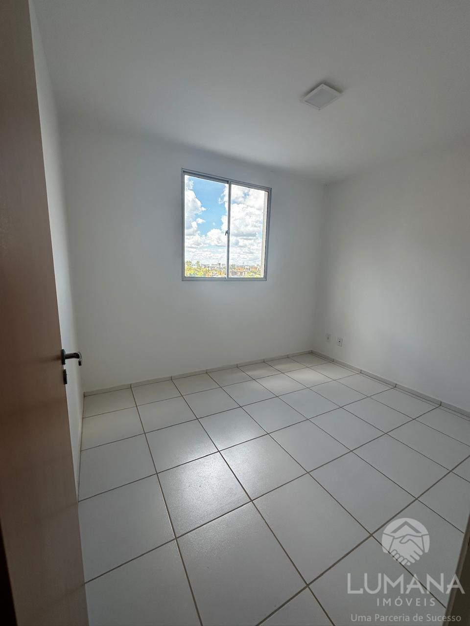 Apartamento em Condomínio