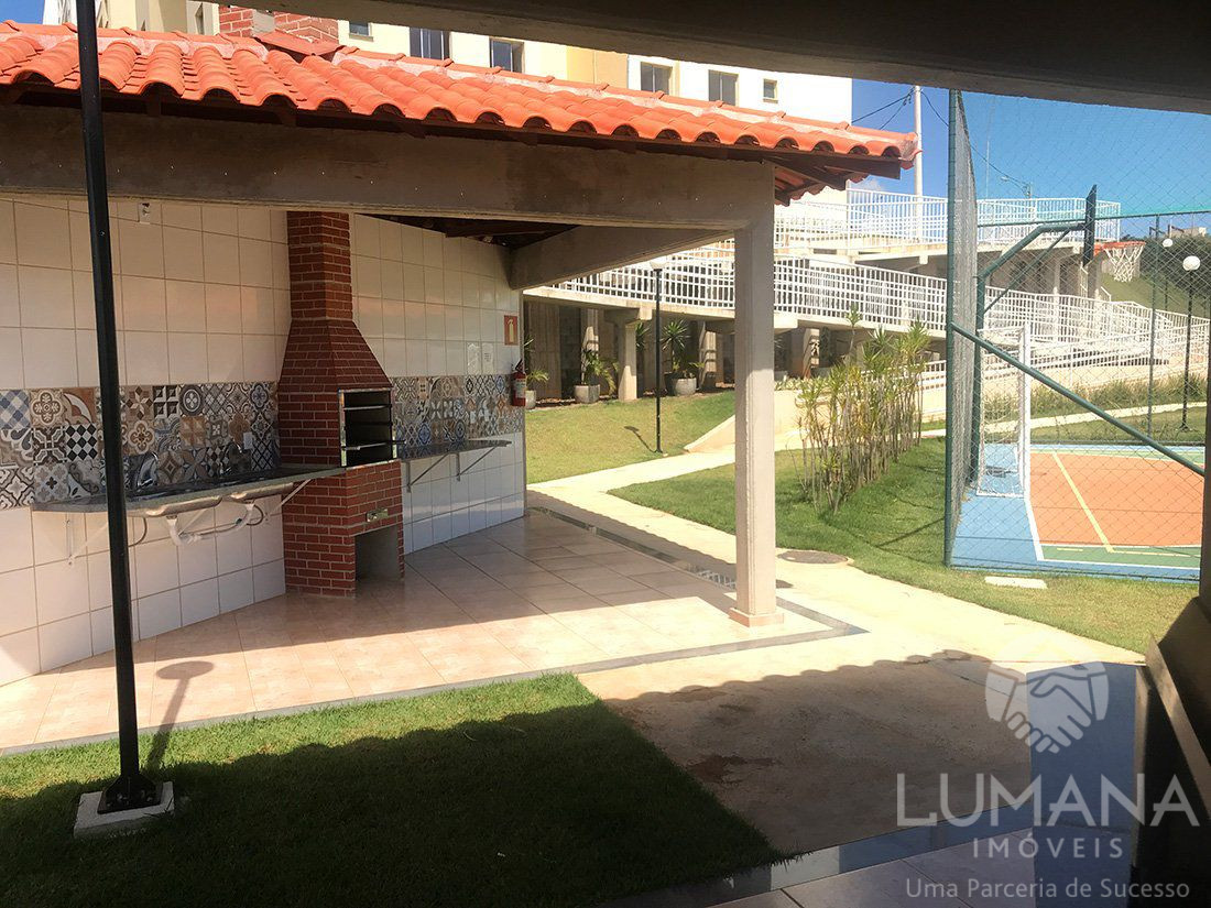 Apartamento em Condomínio