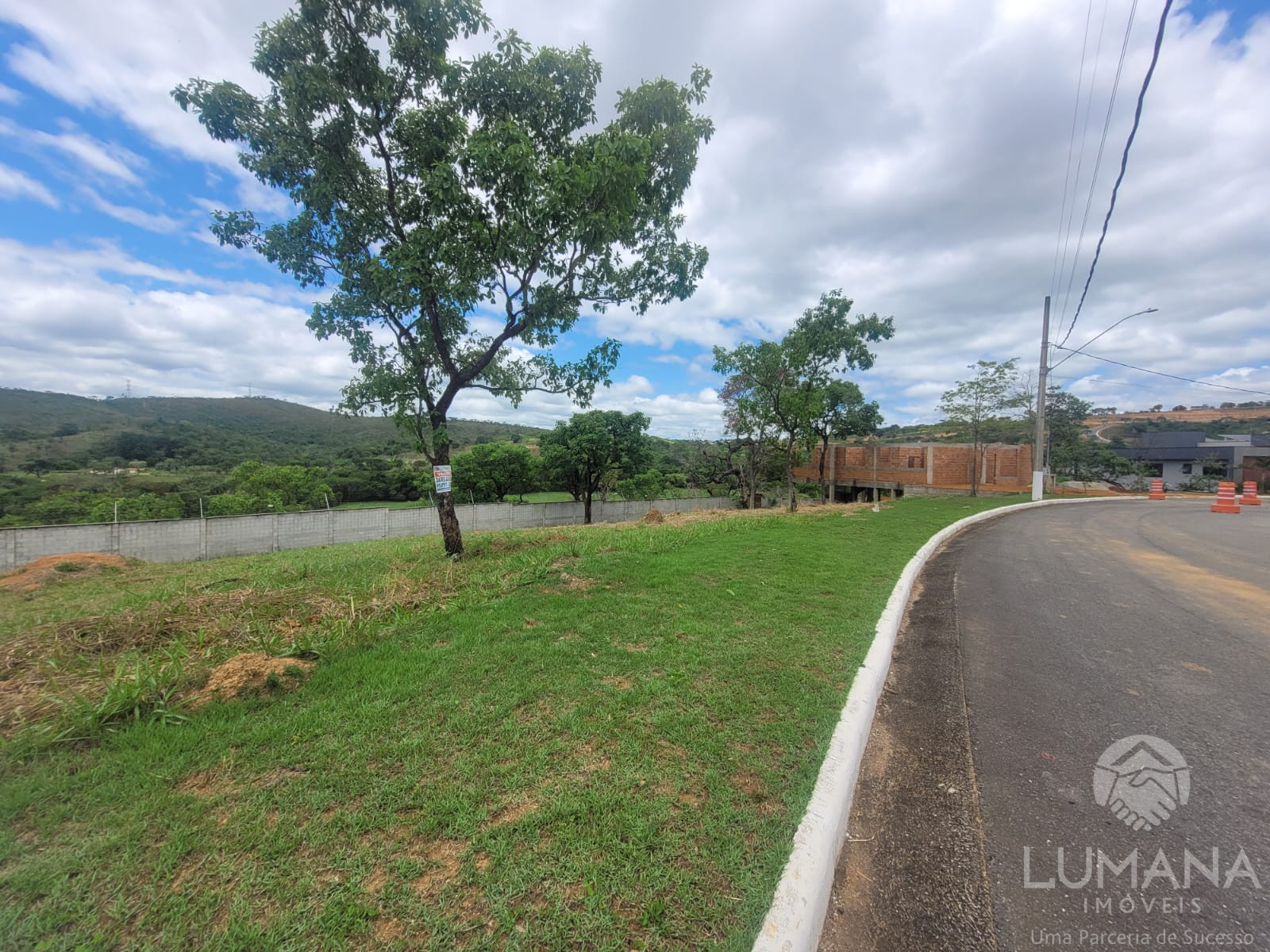 Lote em condomínio
