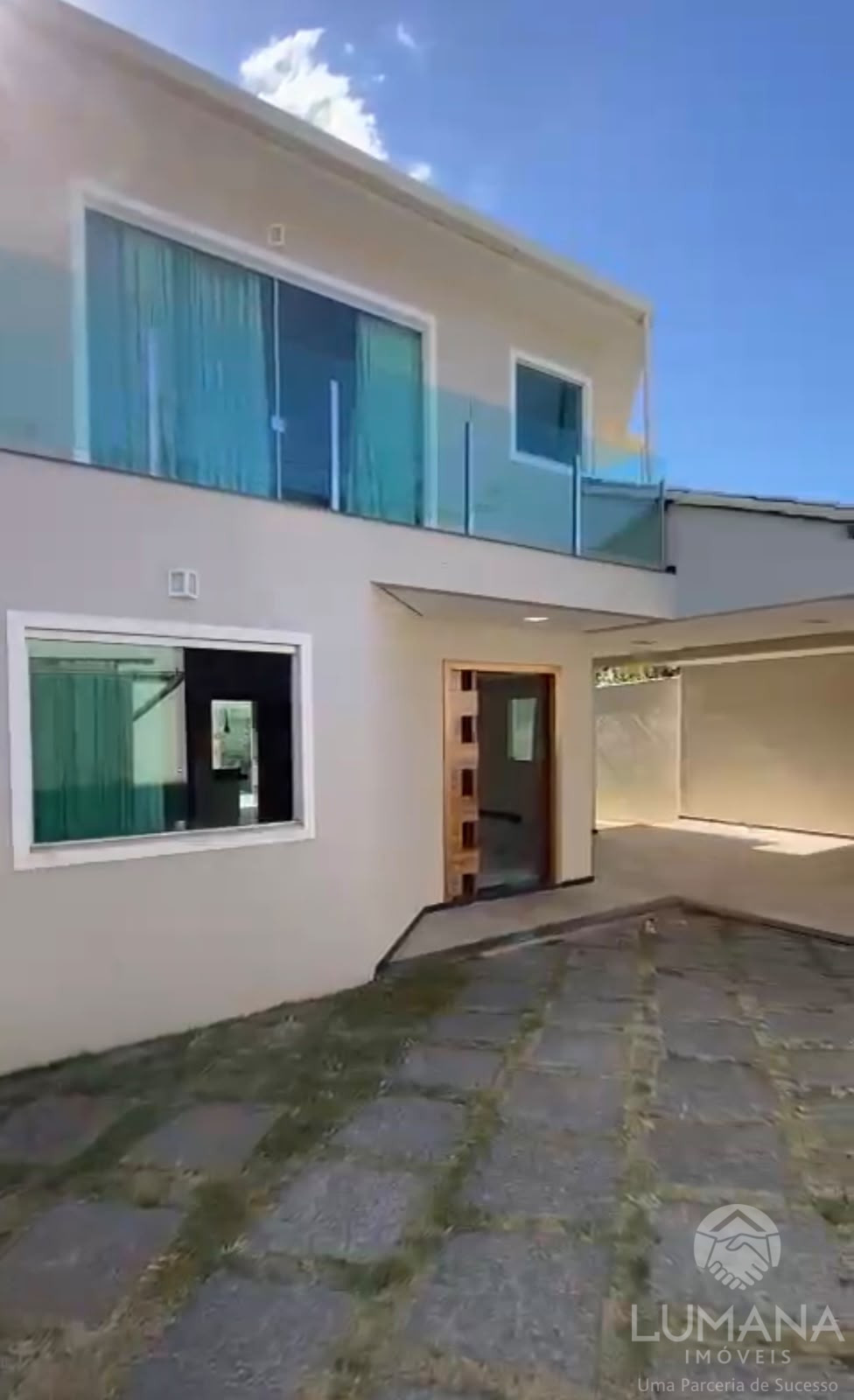 CASA MODERNA NO BAIRRO JOÁ