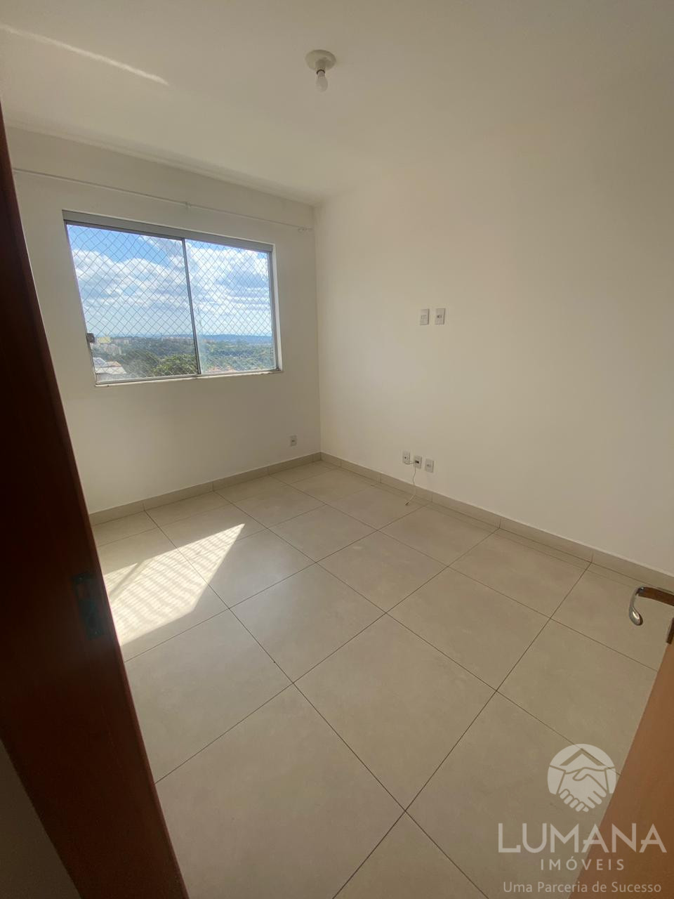 PRÉDIO INDIVIDUAL