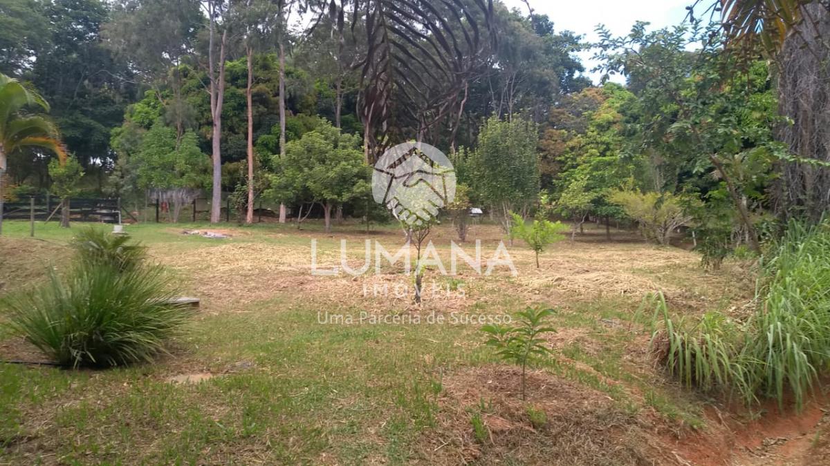 SÍTIO EM TAQUARAÇU