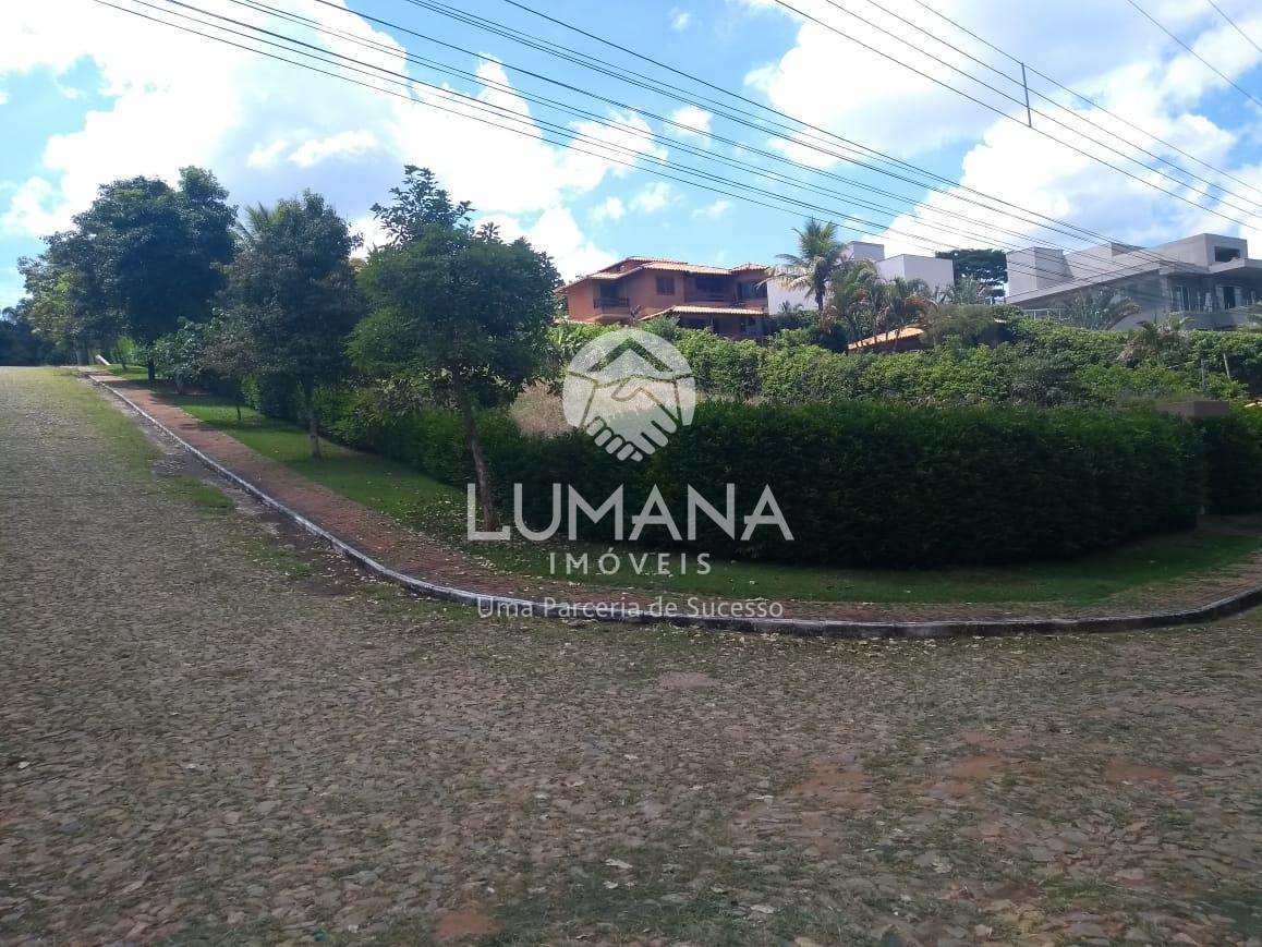 LOTE EM CONDOMÍNIO FECHADO