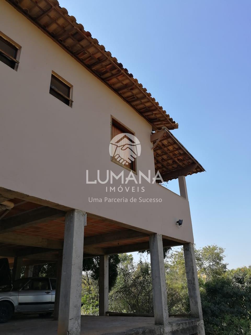 CASA NO BAIRRO ACÁCIAS